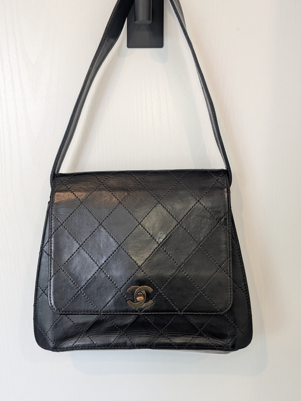 Chanel Vintage Matelassé Kelly Shoulder Bag In Black Quilted Lambskin
